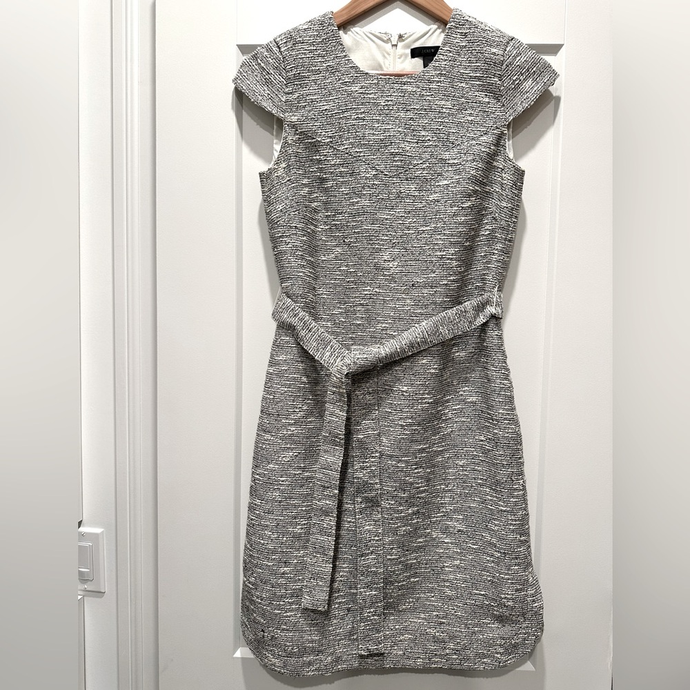 J Crew B&W Cap Sleeve Sheath Dress, size 0, cotton blend.